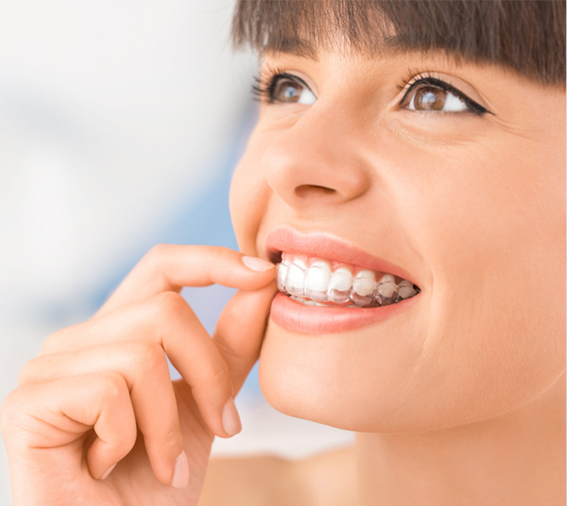 Lady seeking orthodontics in Richmond Hill